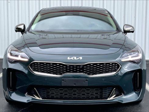 Used 2023 Kia Stinger GT2 AWD/4WD image 3