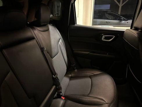 Used 2025 Jeep Compass Trailhawk w/ Trailer Tow Group image 36