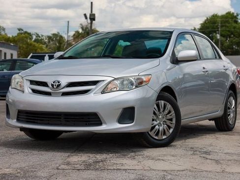 Used 2011 Toyota Corolla LE FWD image 1