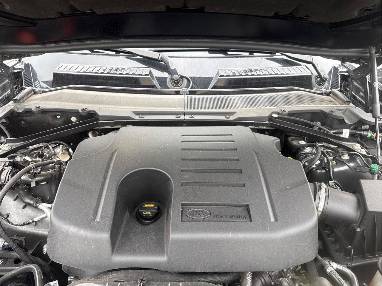 Used 2023 Land Rover Defender 130 X AWD/4WD image 24