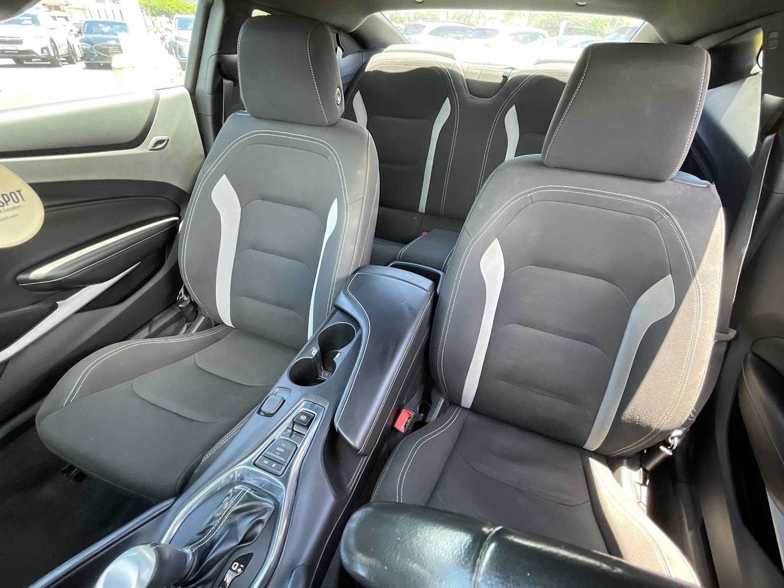 Used 2018 Chevrolet Camaro LT RWD image 13