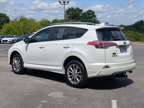 Used 2018 Toyota RAV4 Platinum FWD image 7