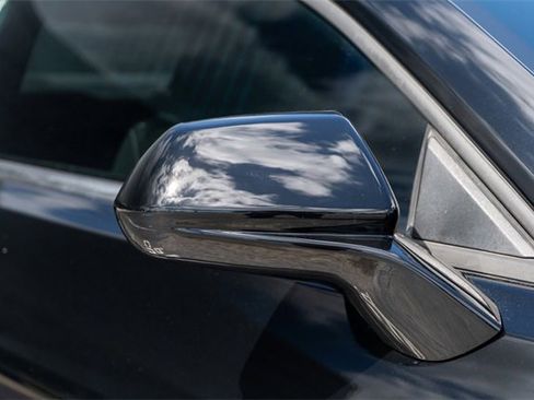 Used 2019 Chevrolet Camaro SS image 19