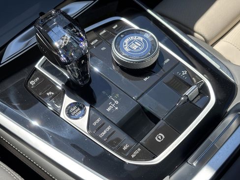 New 2026 BMW ALPINA XB7 AWD/4WD image 12