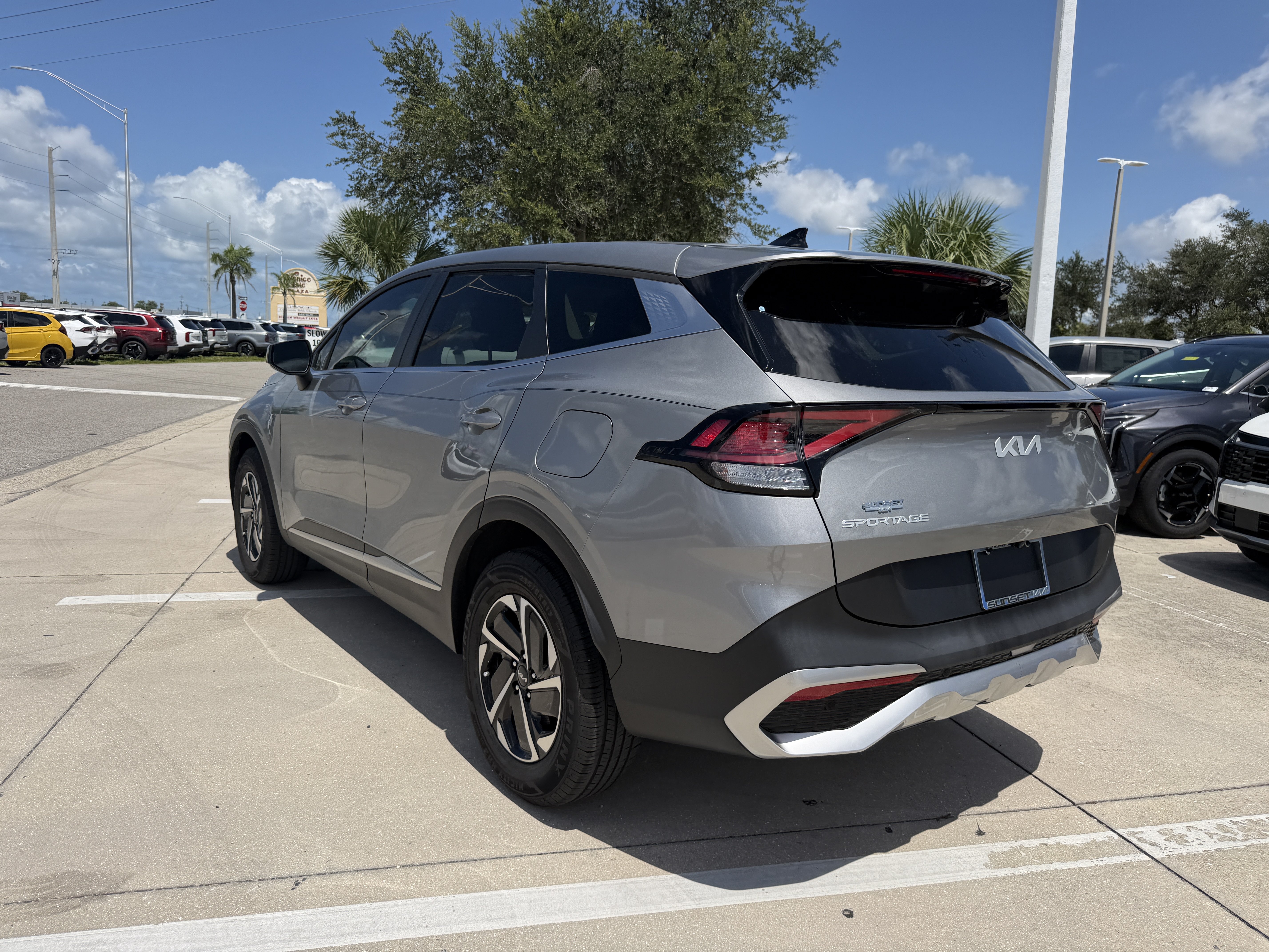 Certified 2023 Kia Sportage LX AWD/4WD image 6
