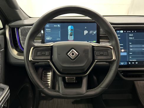 Used 2022 Rivian R1T Adventure image 26