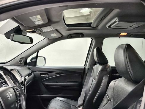 Used 2016 Honda Pilot Elite image 24