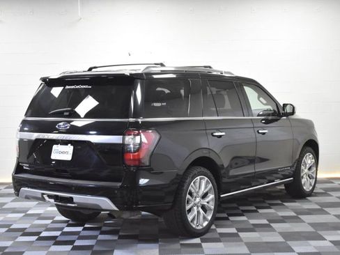 Used 2019 Ford Expedition Platinum image 6