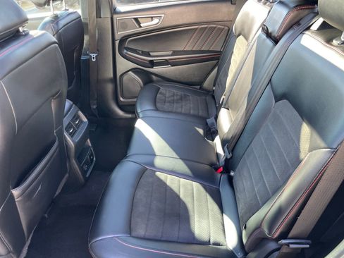 Used 2022 Ford Edge ST-Line image 25