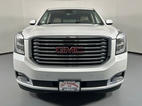 Used 2018 GMC Yukon SLT w/ Premium Edition image 2