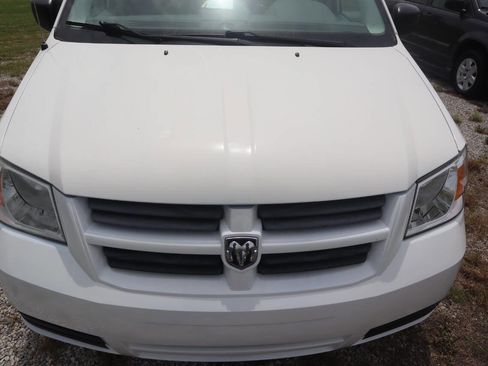 Used 2010 Dodge Grand Caravan SE w/ Popular Equipment Group FWD image 18
