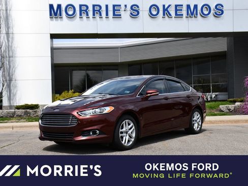 Used 2016 Ford Fusion SE w/ Equipment Group 202A FWD image 1