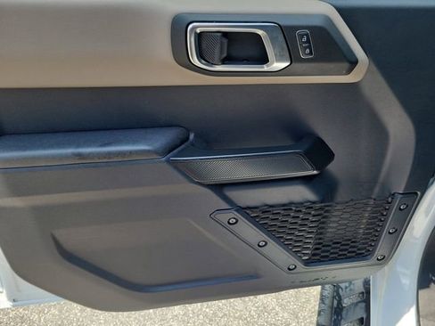 Used 2024 Ford Bronco Wildtrak AWD/4WD image 8