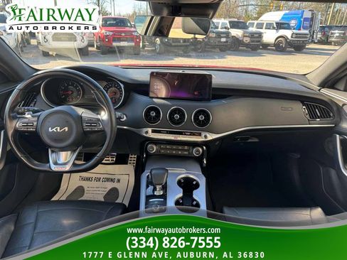 Used 2022 Kia Stinger GT2 image 24