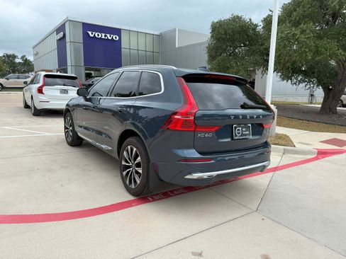 Certified 2023 Volvo XC60 B5 Plus w/ Climate Package image 4