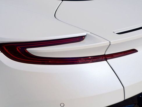 Used 2017 Aston Martin DB11 V12 image 13