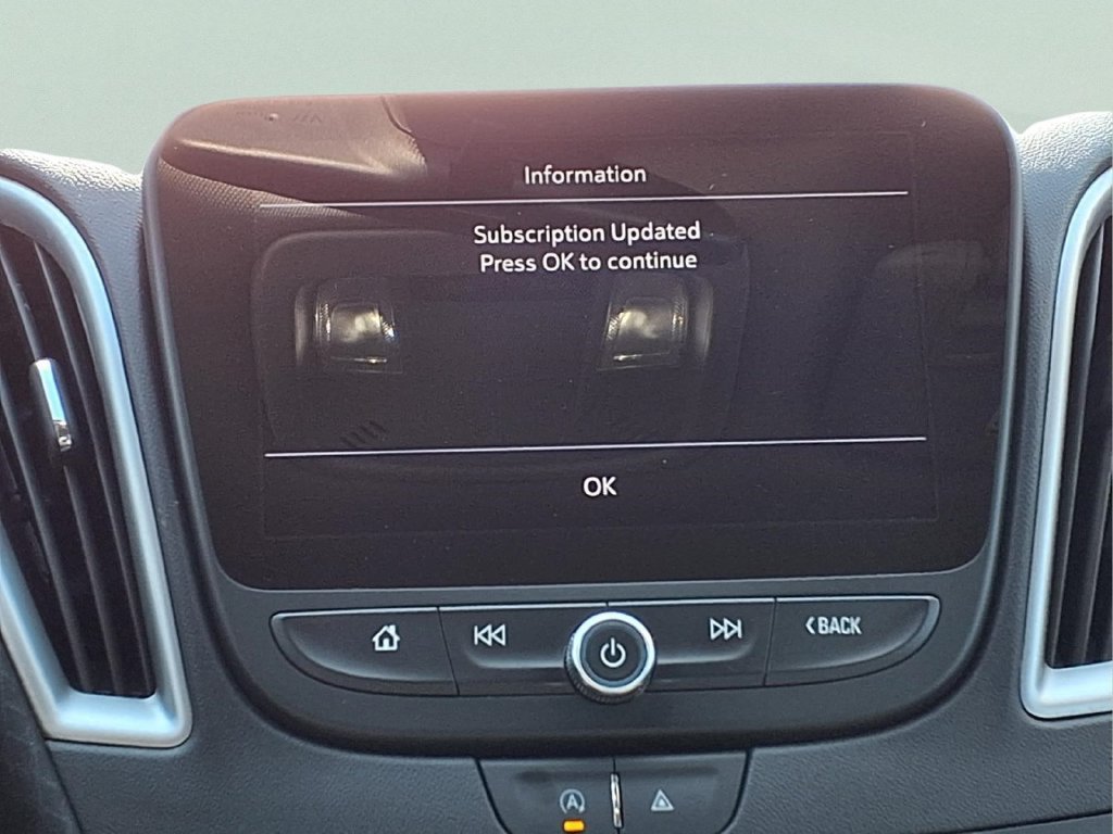 Used 2024 Chevrolet Malibu LT FWD image 14