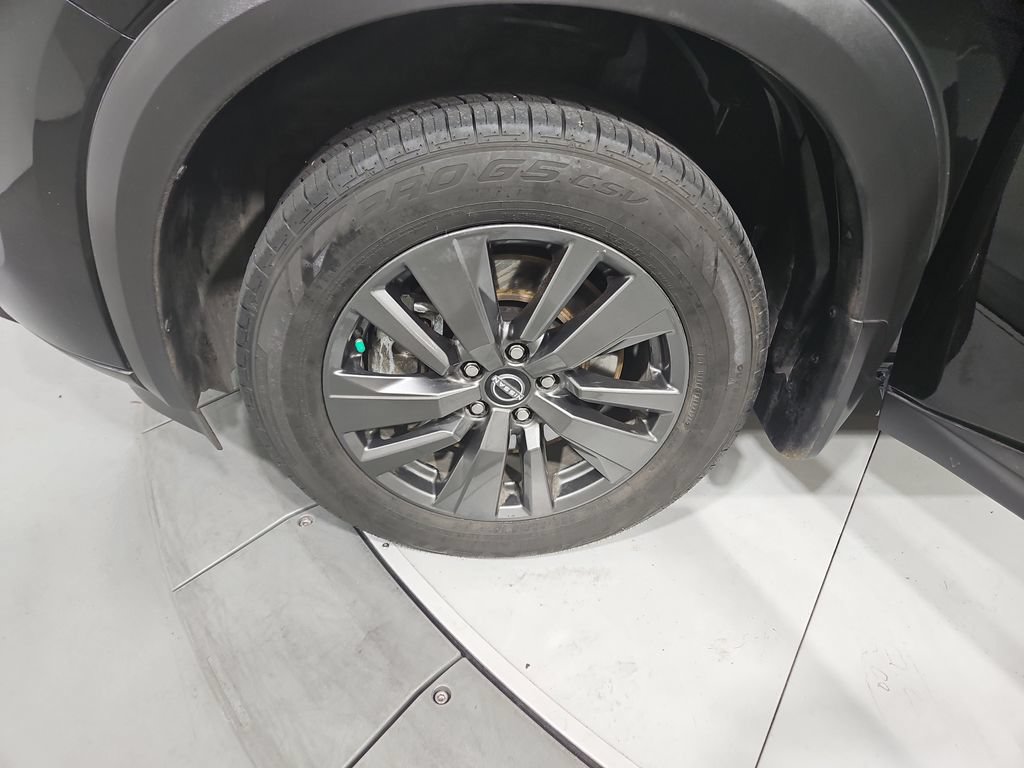 Used 2022 Nissan Pathfinder SV AWD/4WD image 26