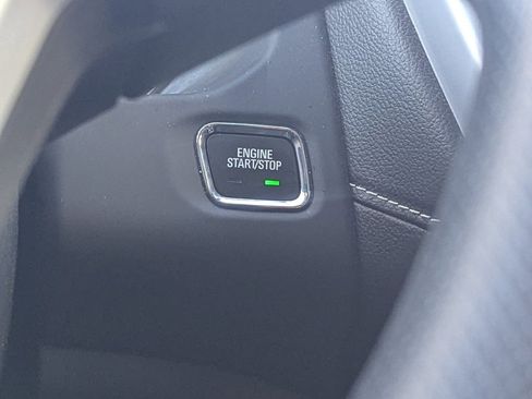 Used 2023 GMC Acadia SLE w/ Driver Convenience Package image 35