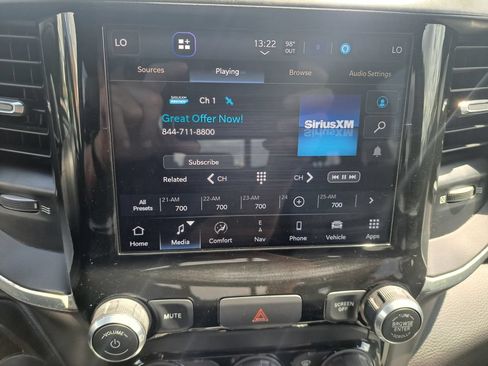 Used 2022 RAM 1500 Big Horn AWD/4WD image 15