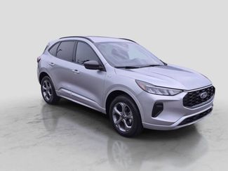 Used 2024 Ford Escape ST-Line w/ Tech Pack #1 AWD/4WD video 2