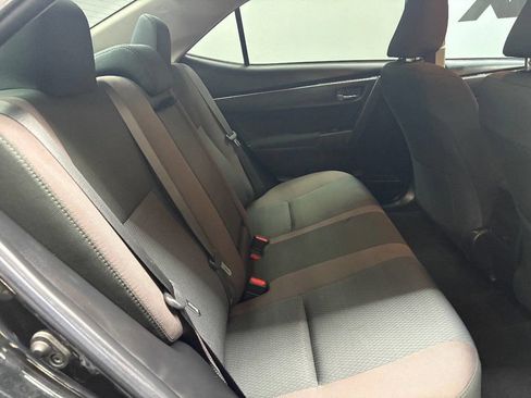 Used 2019 Toyota Corolla LE image 40