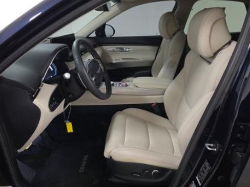 Used 2024 Genesis GV70 2.5T w/ Select Package AWD/4WD image 4