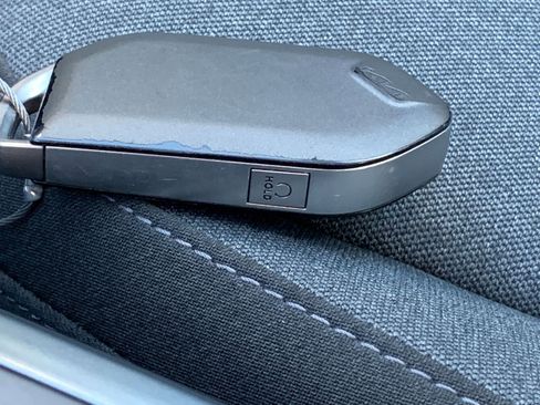 Used 2025 Kia K4 LXS image 24