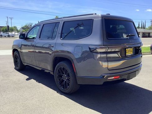New 2026 Jeep Grand Wagoneer Limited AWD/4WD image 23