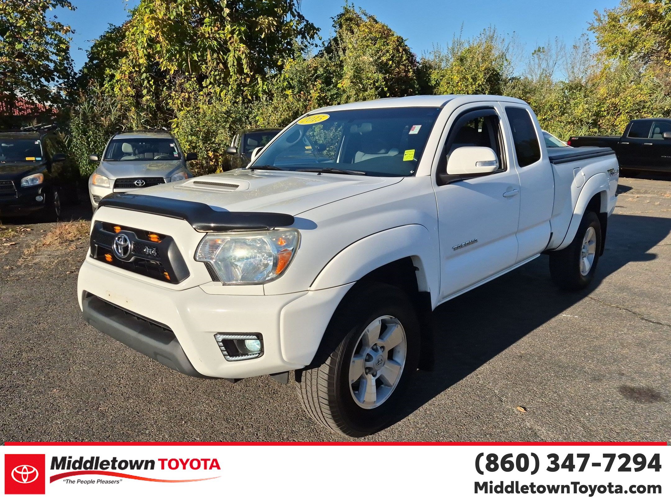 Used 2015 Toyota Tacoma 4x4 Access Cab V6 w/ TRD Sport Package image 7