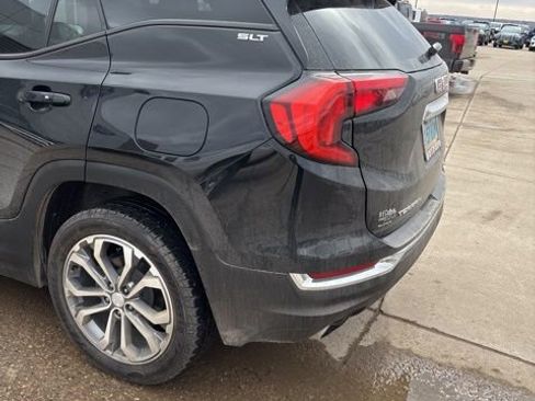 Used 2020 GMC Terrain SLT w/ Preferred Package image 5
