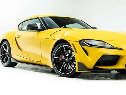Used 2021 Toyota Supra Premium w/ Driver Assist Package RWD image 3