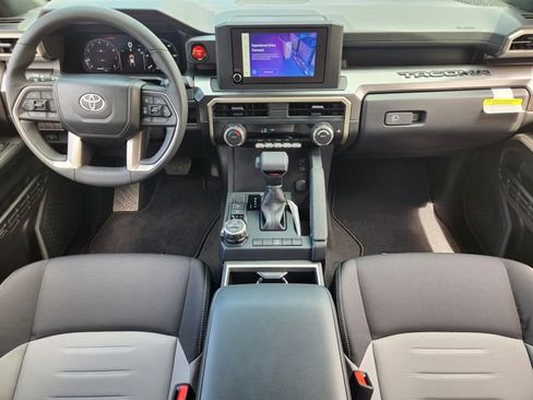 Used 2026 Toyota Tacoma TRD Off-Road AWD/4WD image 19