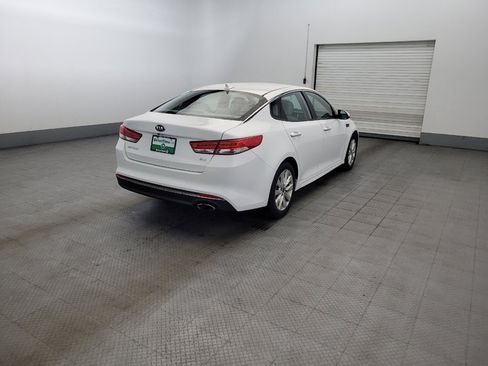 Used 2017 Kia Optima EX FWD image 9