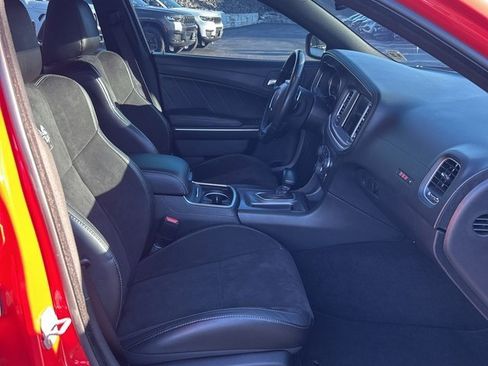 Used 2022 Dodge Charger Scat Pack w/ Dynamics Package image 16