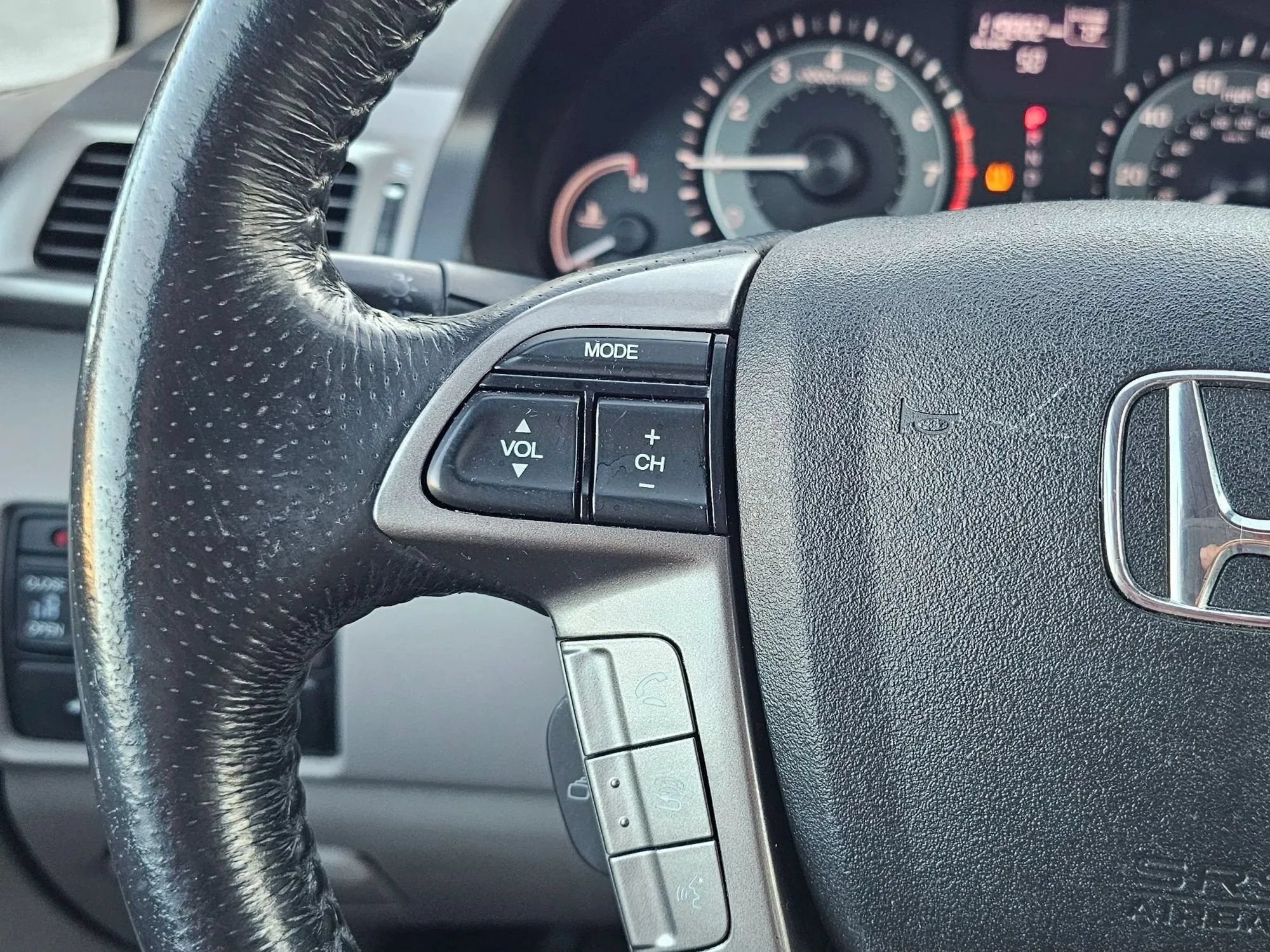 Used 2016 Honda Odyssey EX-L image 17