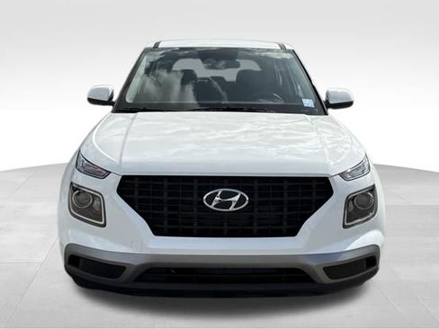 New 2026 Hyundai Venue SE FWD image 8
