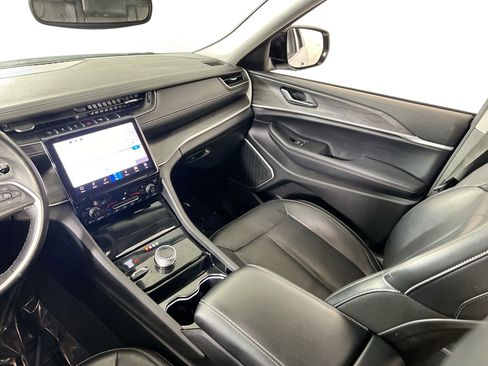 Used 2021 Jeep Grand Cherokee L Limited image 23