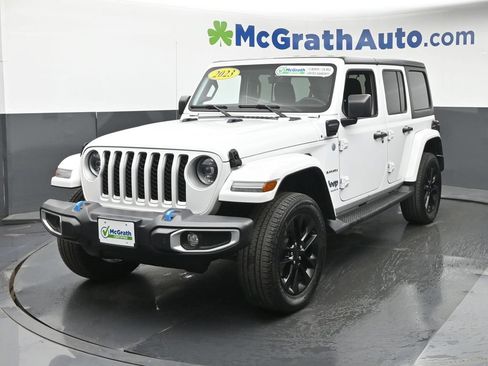 Used 2023 Jeep Wrangler Unlimited Sahara w/ Cold Weather Group AWD/4WD image 20