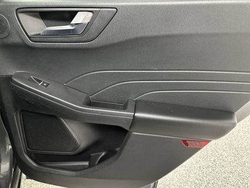 Used 2022 Ford Escape SEL w/ Technology Package AWD/4WD image 23