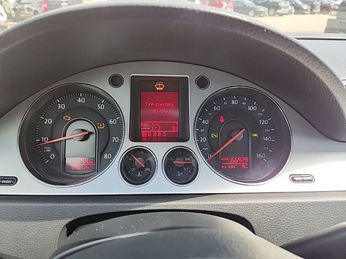 Used 2008 Volkswagen Passat Komfort FWD image 15