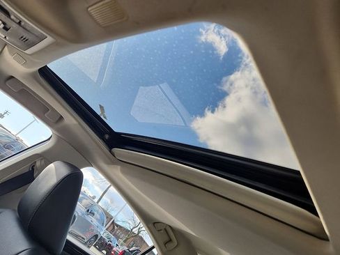 Used 2021 Lexus ES 350 w/ Premium Package image 14