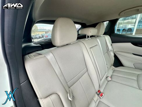 Used 2022 Nissan Rogue Sport SL AWD/4WD image 26