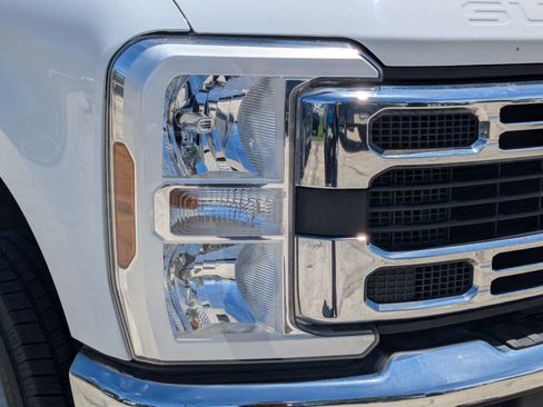 Used 2024 Ford F350 XLT AWD/4WD image 10