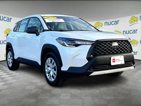 Certified 2024 Toyota Corolla Cross L image 1