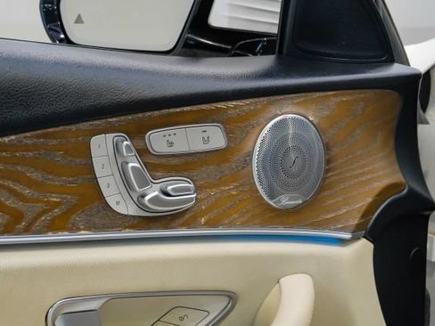 Used 2018 Mercedes-Benz E 300 image 49