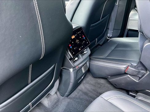Used 2026 Cadillac Vistiq Sport w/ LPO, Floor Liner Package AWD/4WD image 10