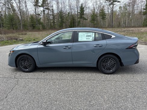 New 2026 Nissan Sentra SV FWD image 2