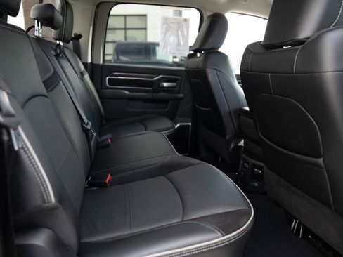 Used 2024 RAM 2500 Laramie AWD/4WD image 12