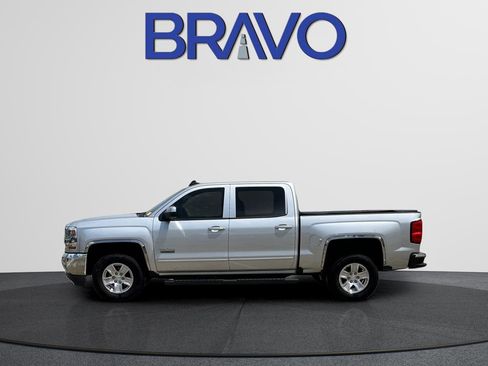 Used 2018 Chevrolet Silverado 1500 LT w/ Texas Edition RWD image 10